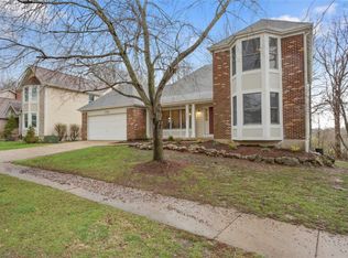16224 Cancun Circle Dr, Grover, MO 63040