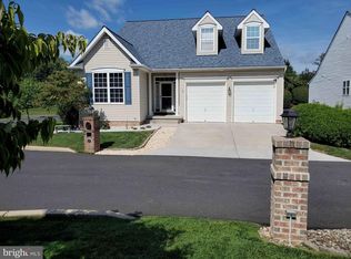 10 Kingsgate Ct, Gettysburg, PA 17325