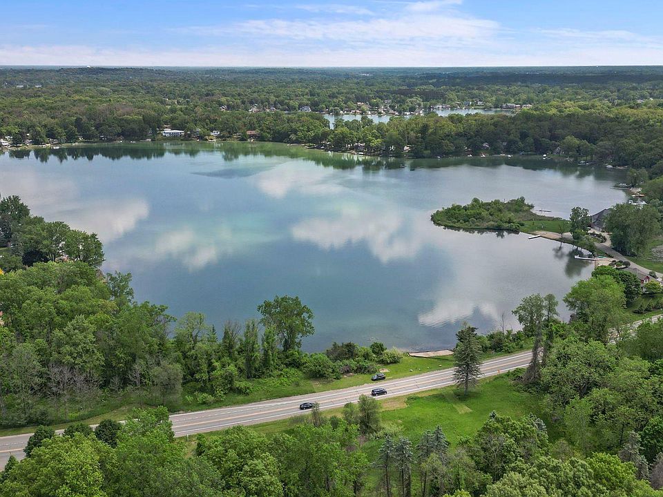 1st image of 2555 Bogie Lake Rd