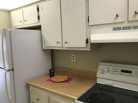 3rd image of 4153 NW 90th Ave APT 105