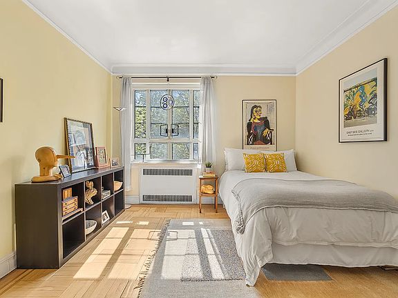 3rd image of 140 8th Ave APT 2D