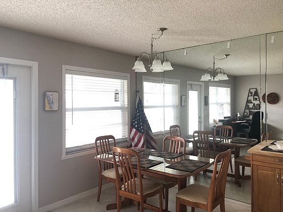 4th image of 90 Crooked Tree Ln APT 203
