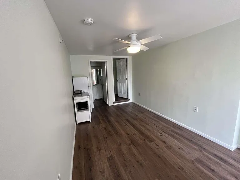 732 E Santa Clara St #36 — Photo 8