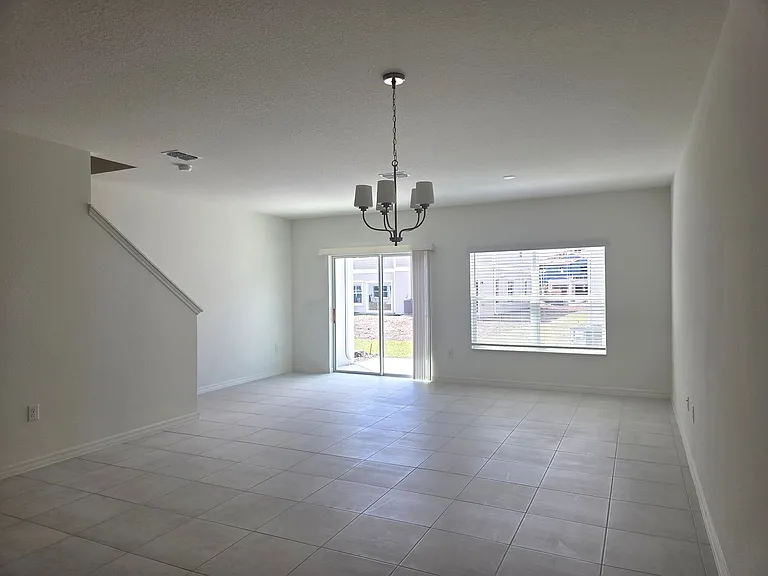 2779 Raindrop Run St — Photo 5