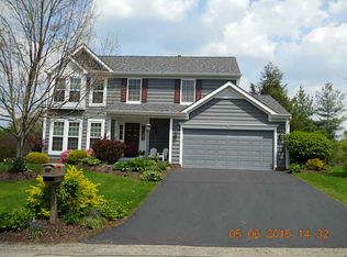 1088 Lakemont Dr, Bridgeville, PA