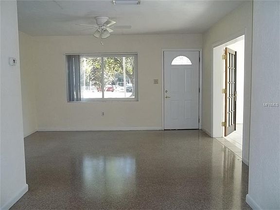2nd image of 33445 Pleasant Ln