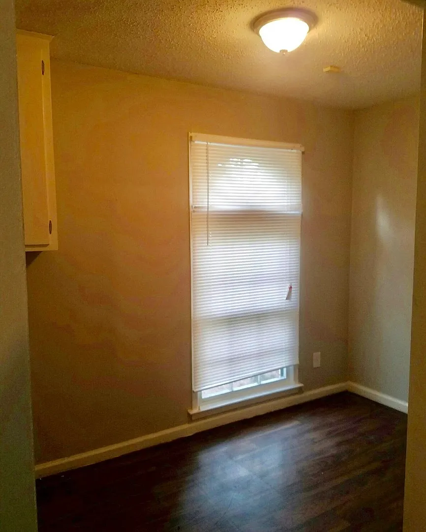 Plenty of Space — Photo 2