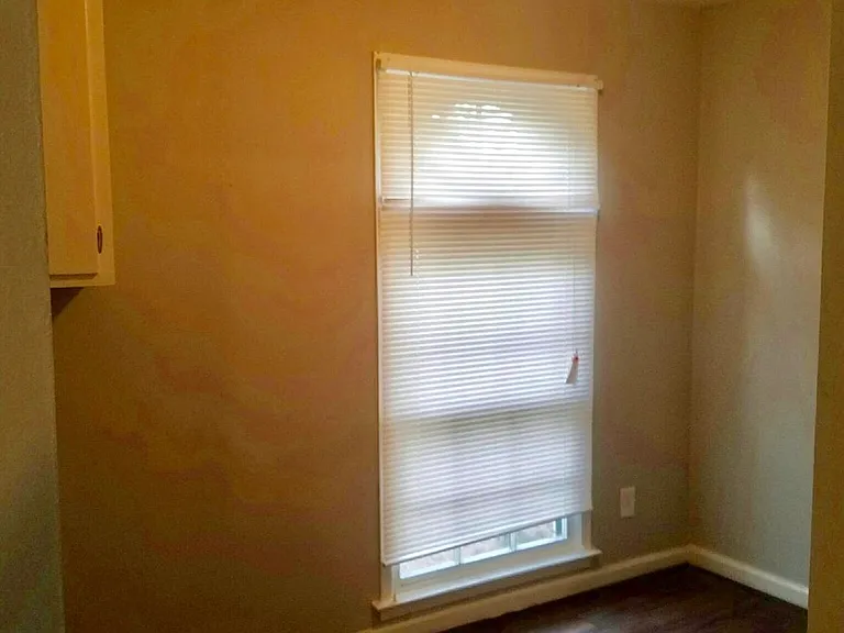 4018 Strathmore Dr — Photo 3
