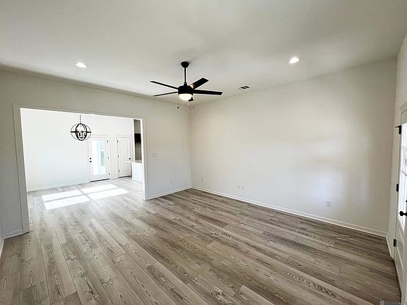 3rd image of 2250 Sherris Way
