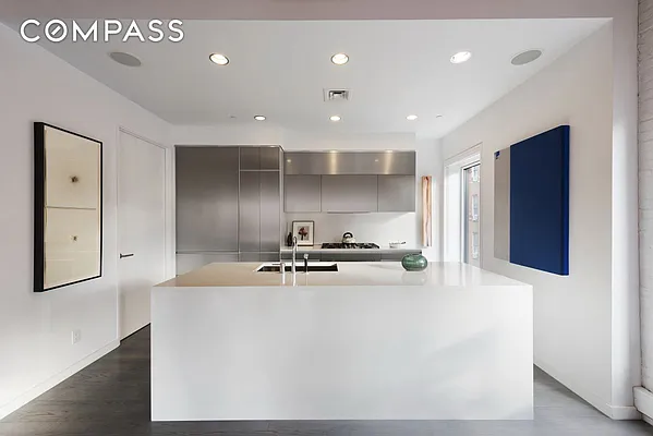 Sold by Compass | media 20