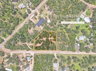 790 Blueberry Hill Rd, Somerville, TX 77879