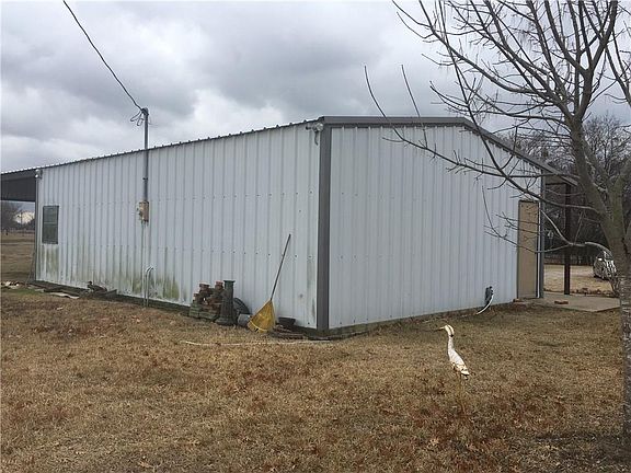 5th image of 4925 E State Highway 243