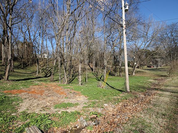 3rd image of 109 Clover Dr Lot 20&21
