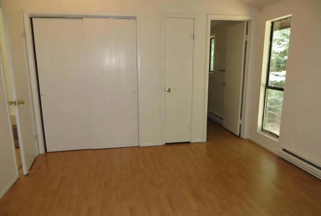 3 bed, 1.5 bath, 1166 sqft, $1,550 — Photo 4