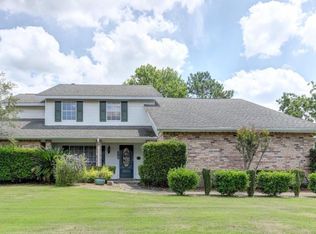 200 Spyglass Ln, Broussard, LA 70518