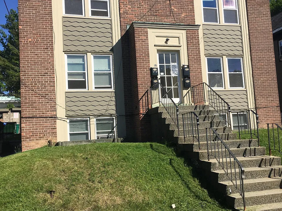 77 Winthrop Ave