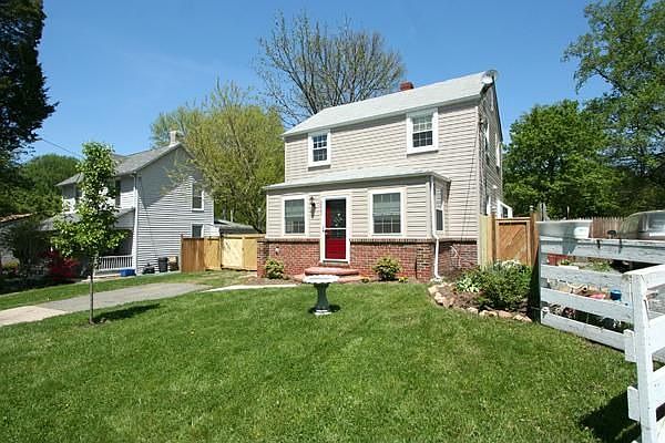 1st image of 3911 Hampden St
