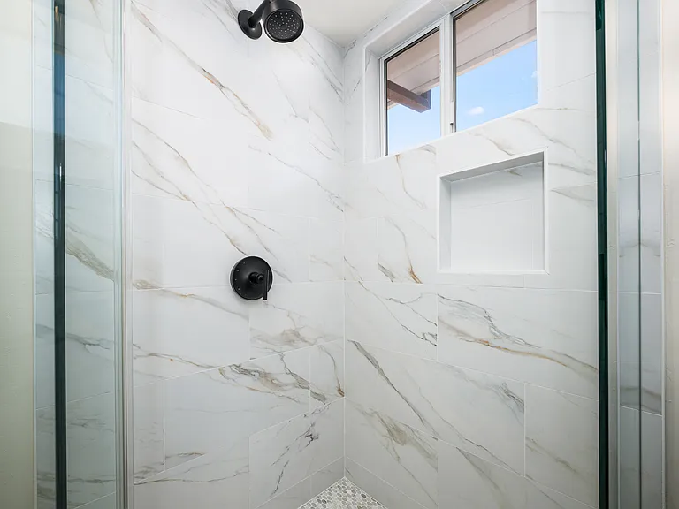 117 Marine Ave #A — Photo 4