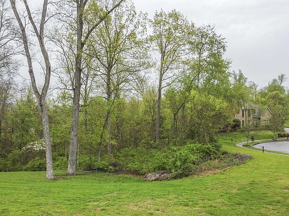 4th image of 814 Hammock Ln #101