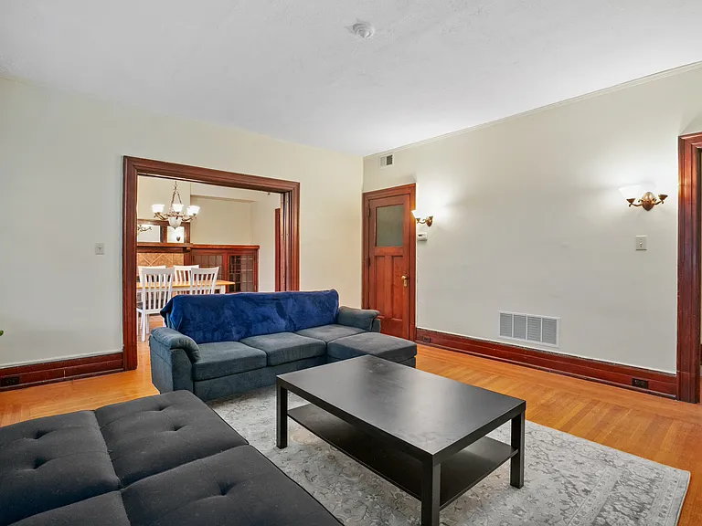 1775 Beechwood Blvd #1 — Photo 8
