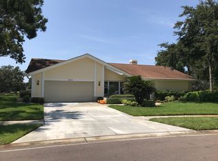 400 Cypress Creek Cir, Oldsmar, FL 34677