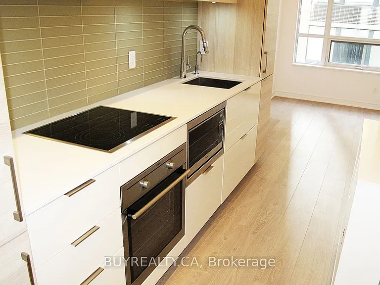 88 Scott St #601 — Photo 9