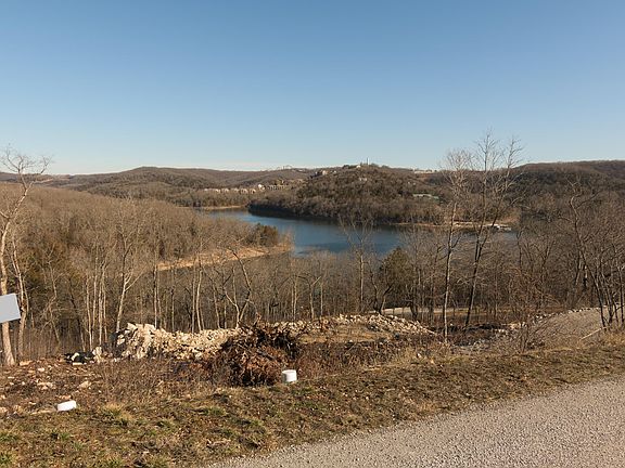 3rd image of 306 Canada Dr