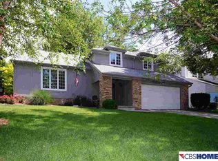 514 Piedmont Dr, Omaha, NE 68154