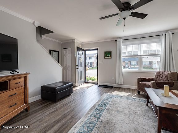 5th image of 109 Aster Ct