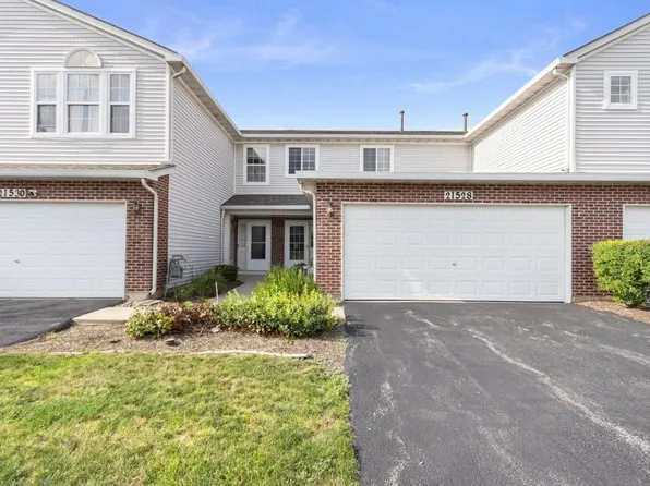21528 Egret Dr, Crest Hill, IL 60403