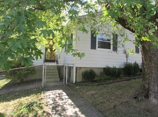 103 Powell Rd, Oak Ridge, TN 37830