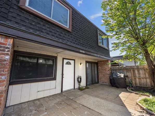 12020 Mighty Oak Dr #B, Houston, TX 77066