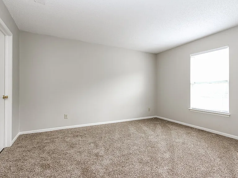3015 Redland Ln — Photo 8