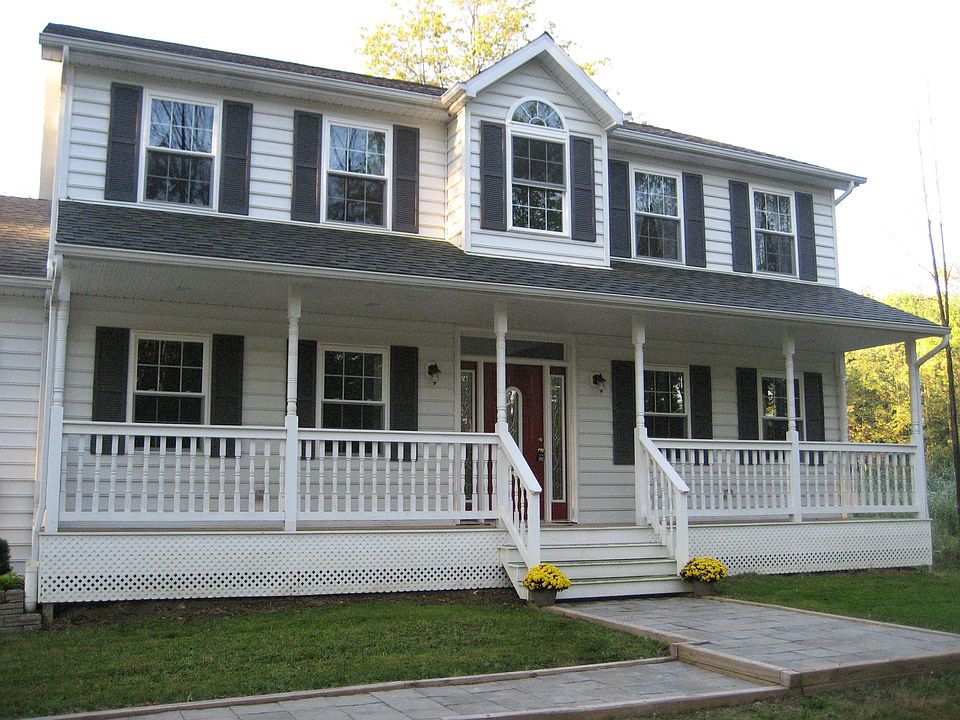 Modern Colonial Home