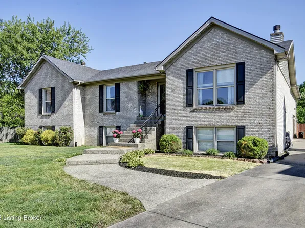 7900 Ridge Park Ct, Louisville, KY 40258