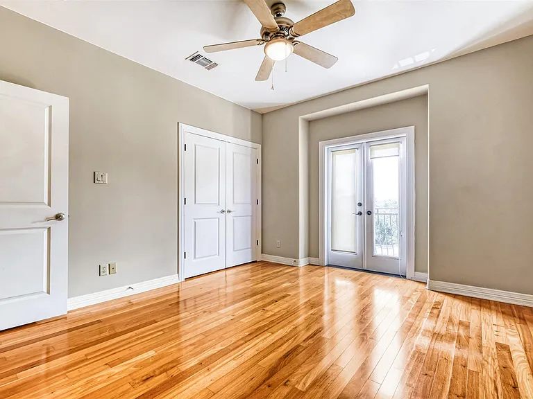 2506 Camden Park — Photo 23