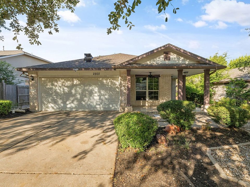1st image of 2807 Winslow Dr