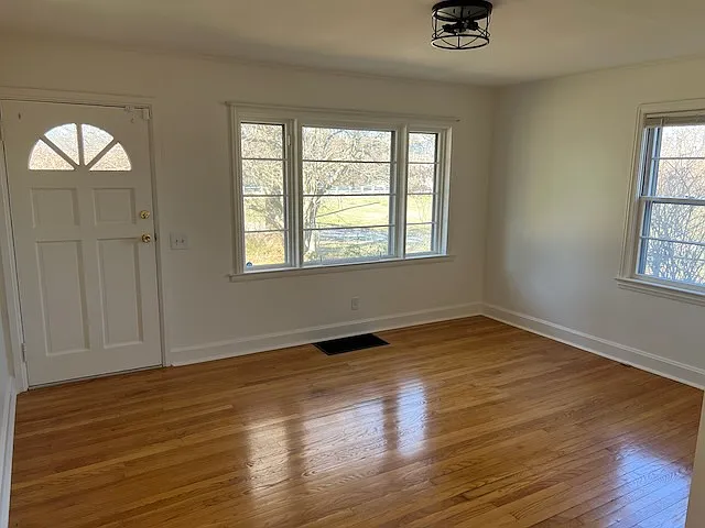 2522 Browns Mill Ct — Photo 6