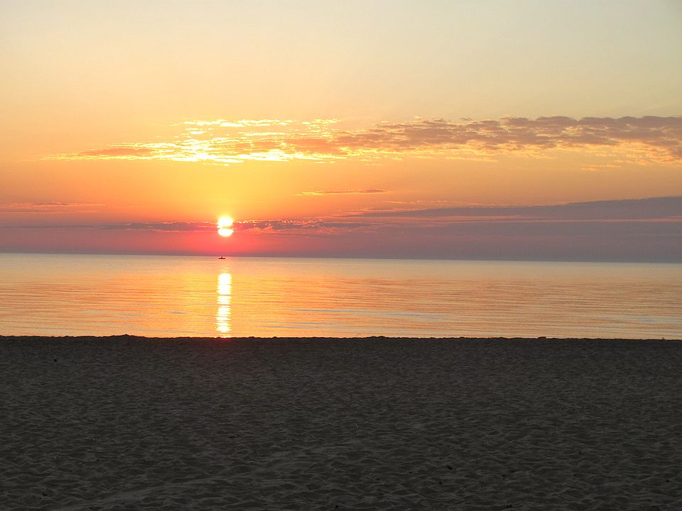 Nearby access to Lake Huron!