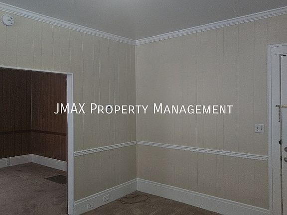 3rd image of 1737 Greenwood Rd SW APT 7