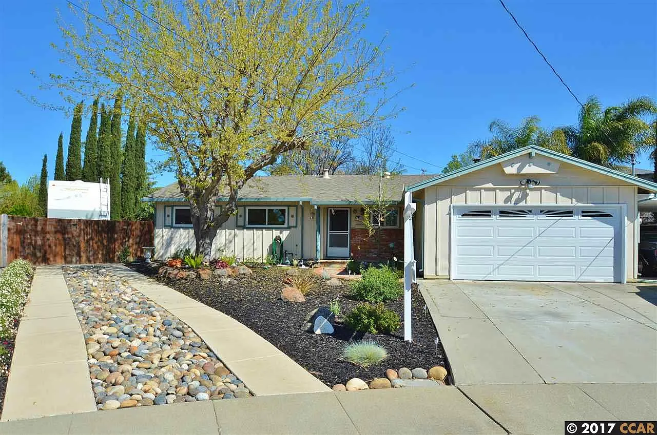 1556 Wales Ct photo 1