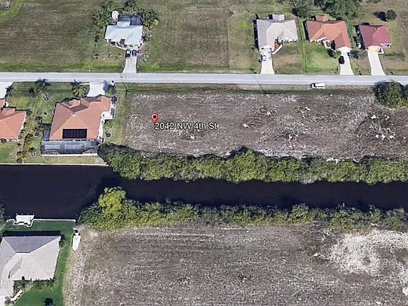 2nd image of 2042 NW 4th St