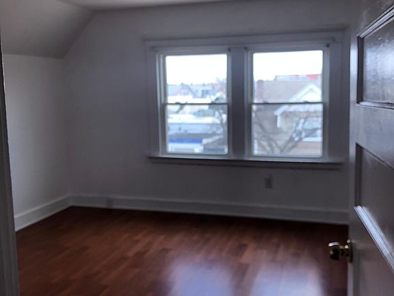 Living room or possible 4th bedroom.