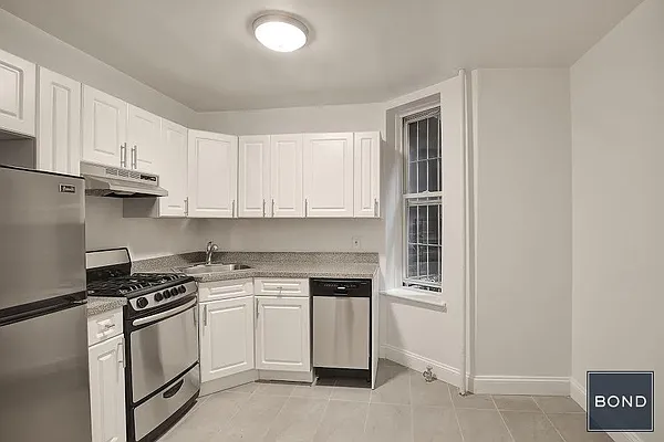 Rented by Bond New York | media 16