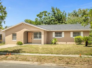 7 E Hammon Dr, Apopka, FL 32703