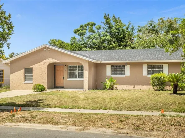 7 E HAMMON DRIVE, APOPKA, FL 32703
