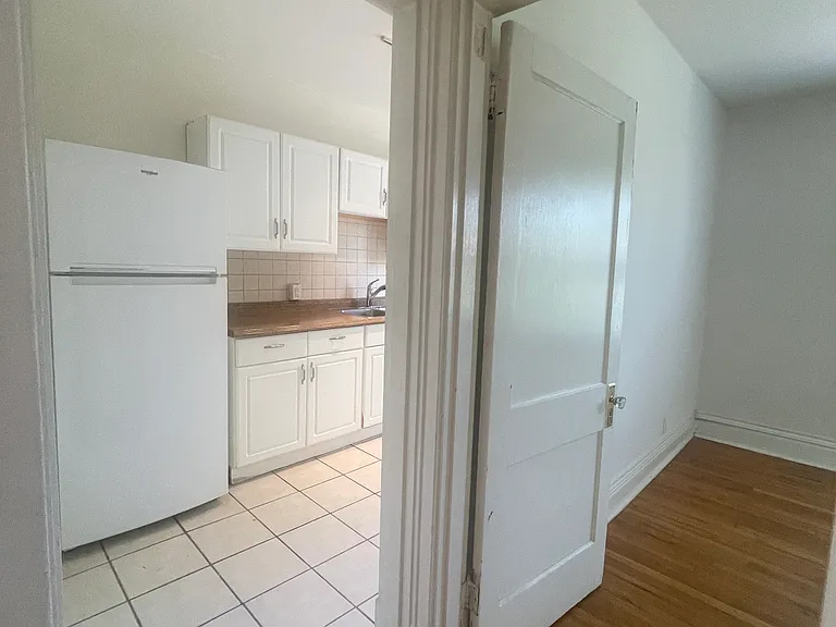 3437 Shenandoah Ave #3EAST — Photo 7