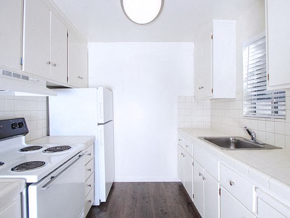 2nd image of 330 Curtner Ave #350-23