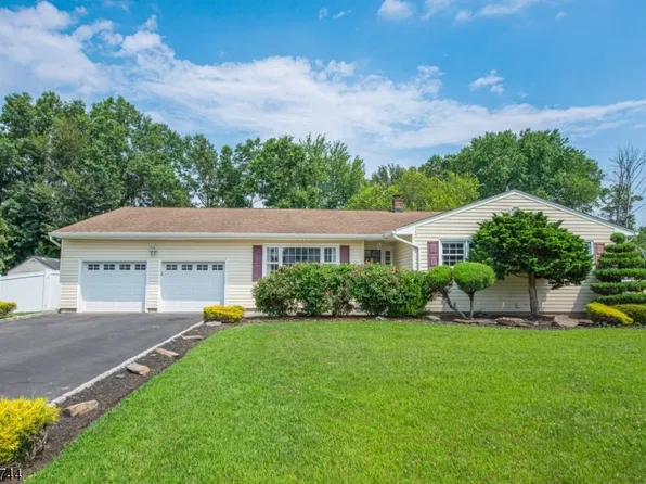 87 Glenroy Rd East, Fairfield Twp., NJ 07004