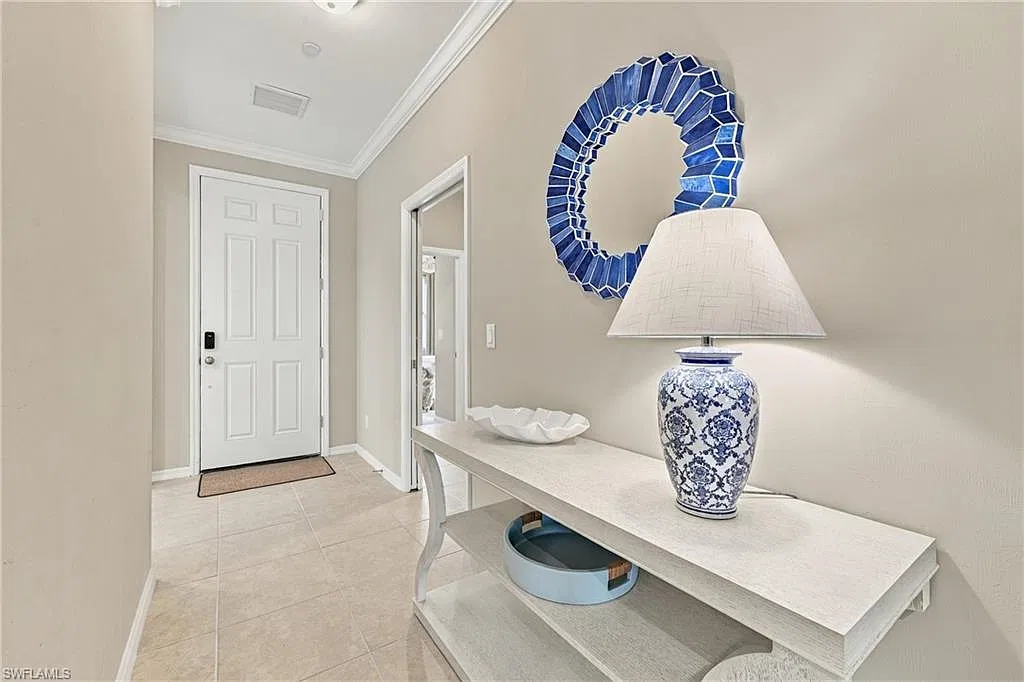 2 bed, 2.0 bath, 1528 sqft, $7,500 — Photo 2